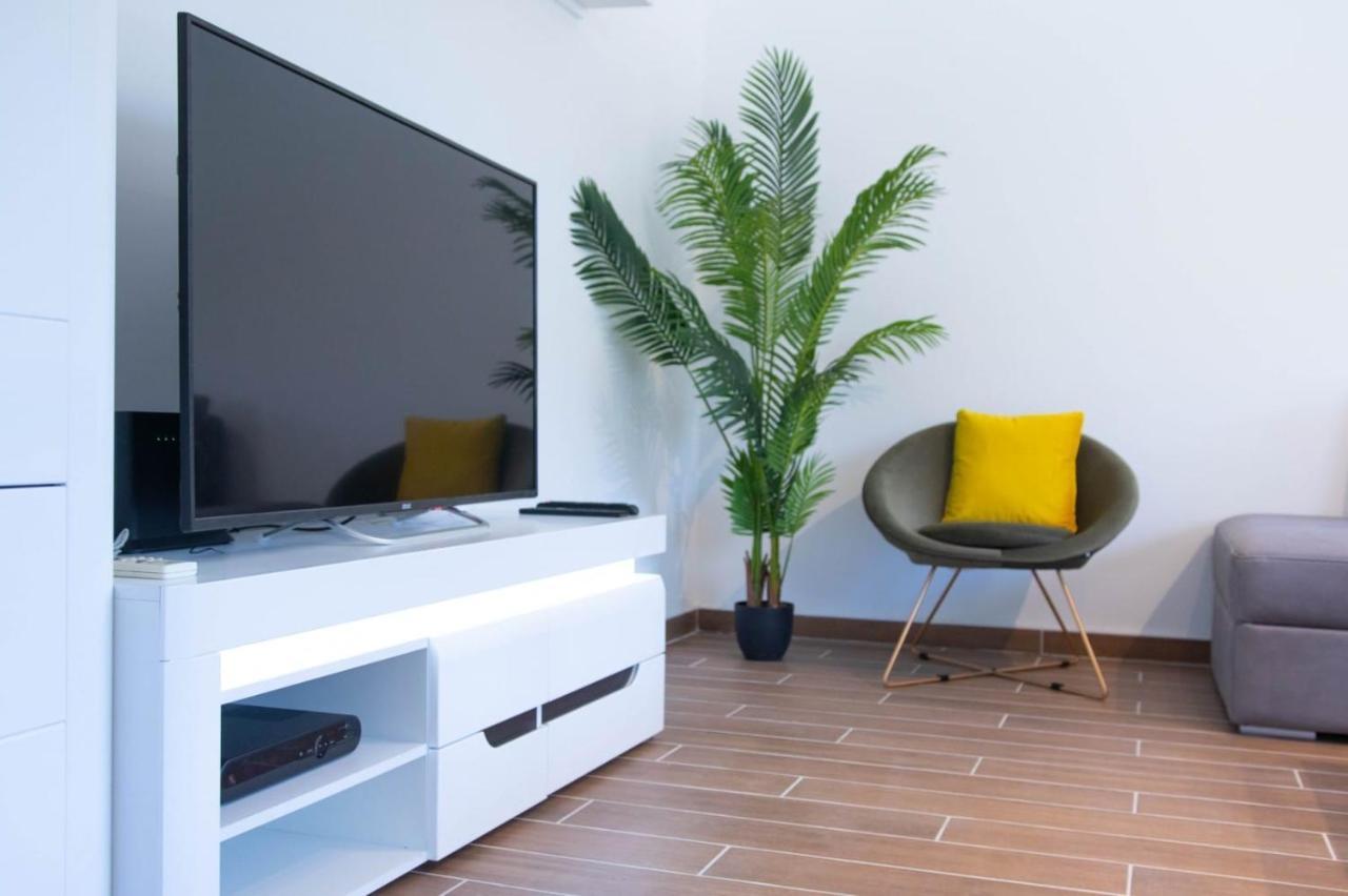Campi D'Oro Apartment Kotor Ngoại thất bức ảnh
