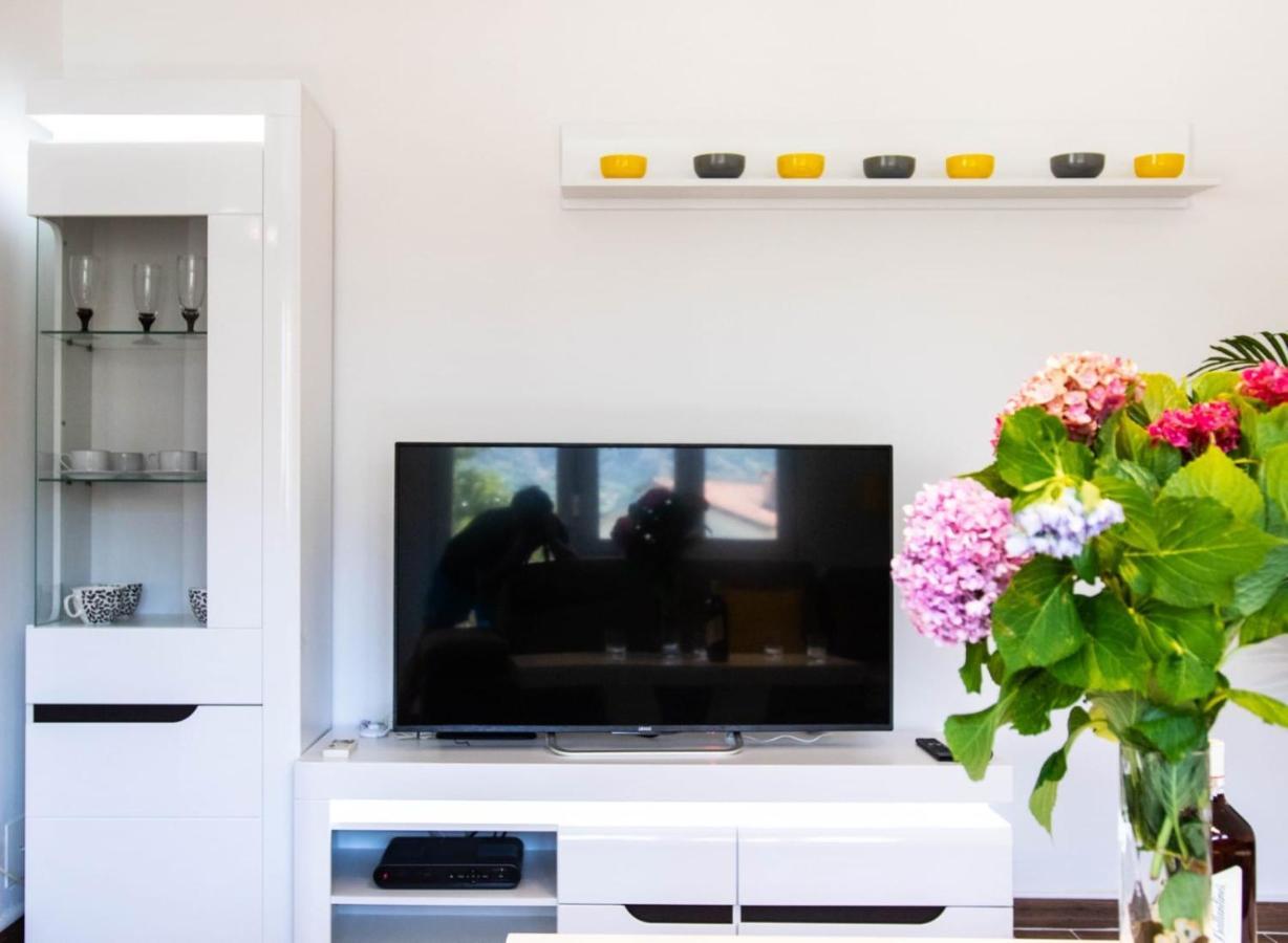 Campi D'Oro Apartment Kotor Ngoại thất bức ảnh